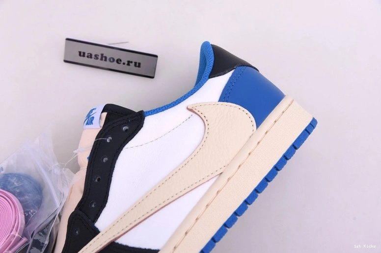 1 Travis Fragment Jordan Air DM7866-140 Low Scott 0121